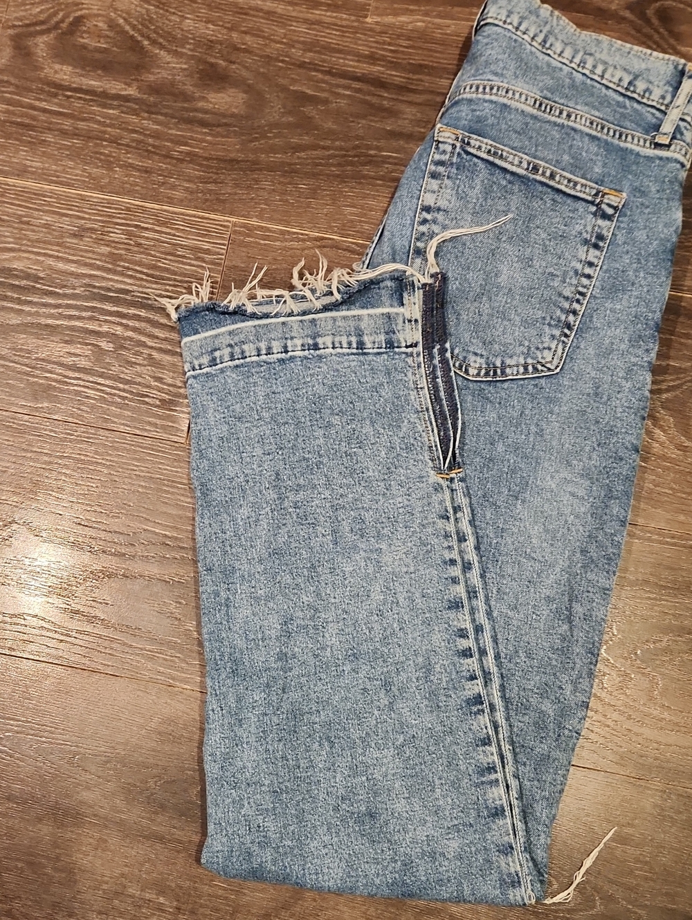 Women's Blue Straight-Leg Distressed Jeans - Picture 8 of 9